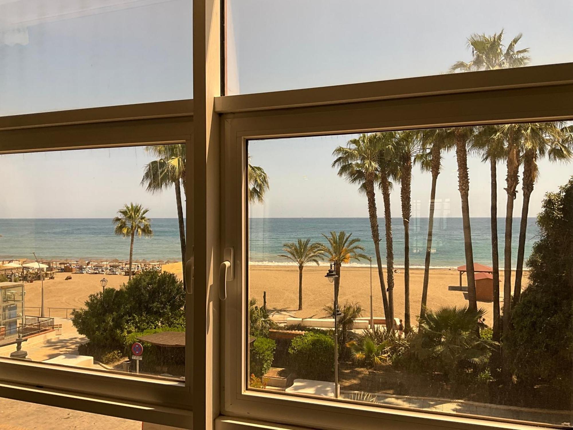 Apartment First Line Sea By Oliva